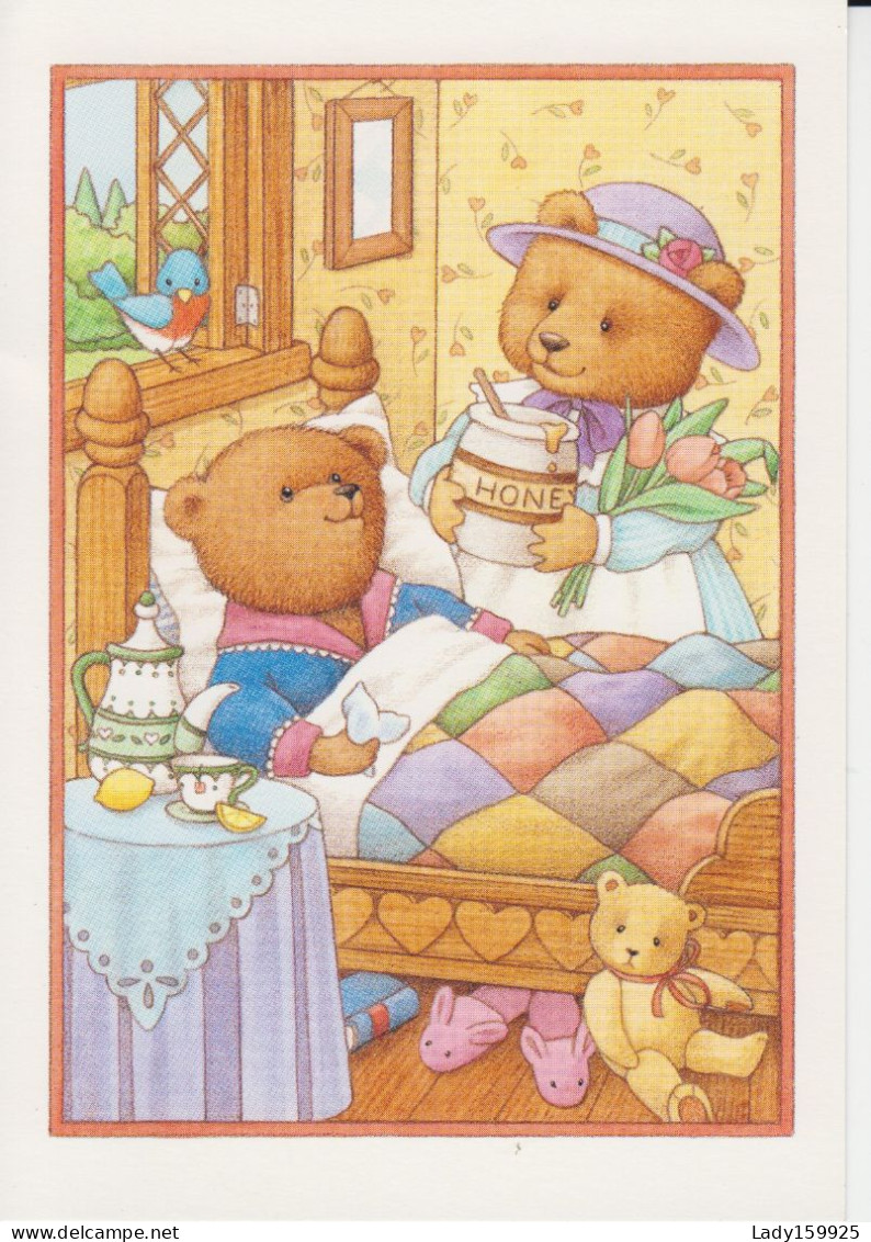 Bear In Bed Sick, Maman Ourse Pot Of Honey Flowers, Lemon Tea  Herbal Tea Ourson Malade, Maman Ourse Miel, The Tisane CM - Animales Vestidos