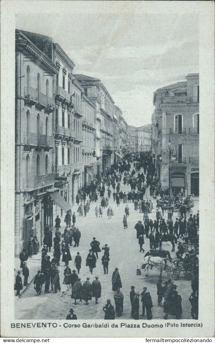 Cr251 Cartolina  Benevento Citta' Corso Garibaldi Da Piazza Duomo Campania - Benevento