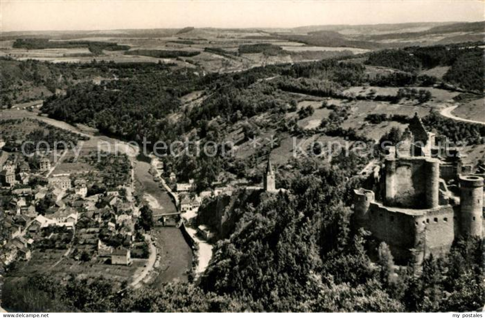 73291341 Vianden Vue Generale Aerienne Du Haut Du Chateau - Andere & Zonder Classificatie