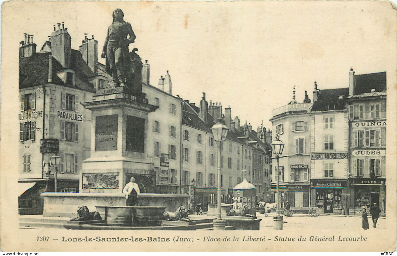 39  Jura  Dole  Lons Le Saunier Place De La Liberté Statue Du Général Lecourbe   N° 59 \MN6014 - Lons Le Saunier