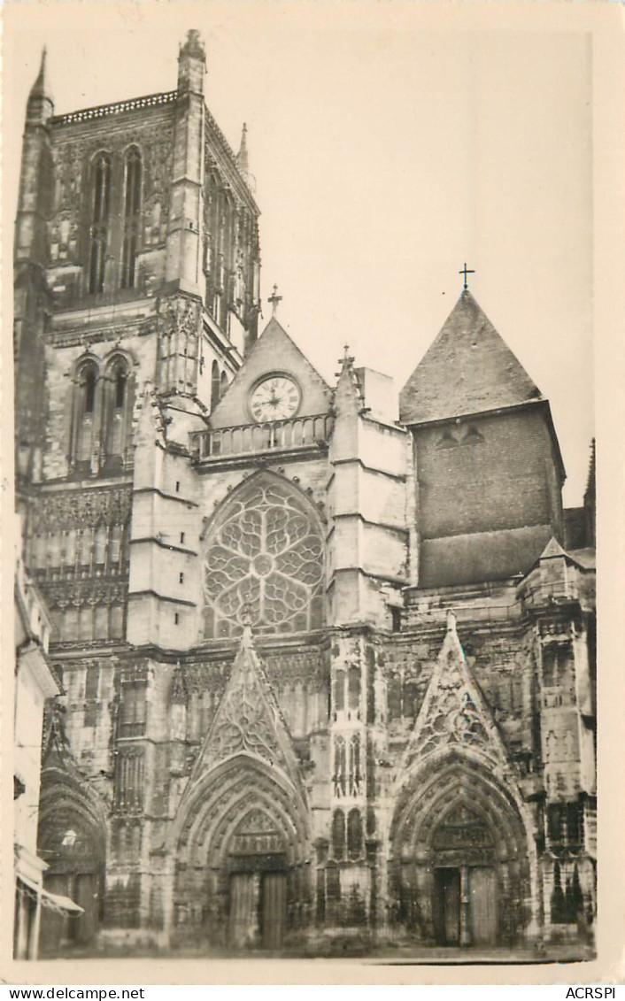 77  Seine Et Marne  MEAUX La Cathédrale       N° 36 \MN6020 - Meaux