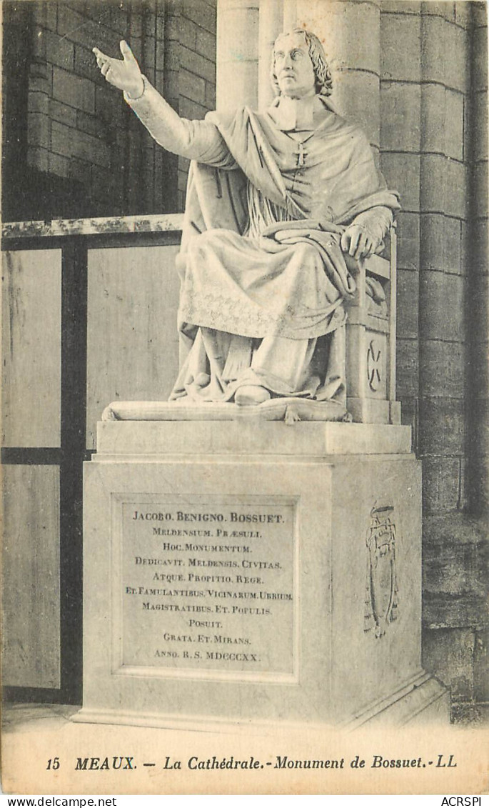 77  Seine Et Marne  Meaux La Cathédrale Monument De Bossuet     N° 42 \MN6020 - Meaux