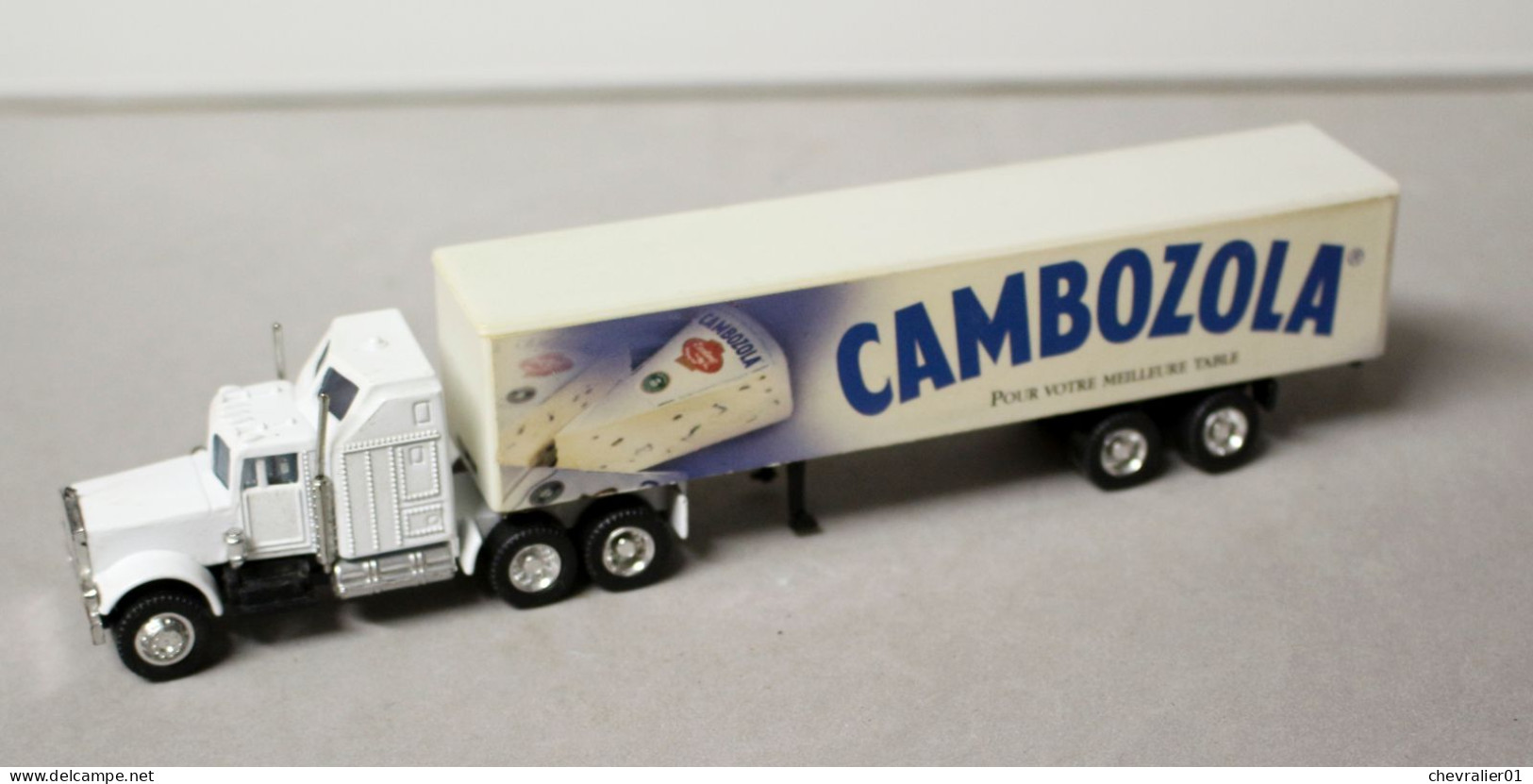 Véhicules_Hummer_HO_camions_Cambozola_Mack_1-87 - Scale 1:87
