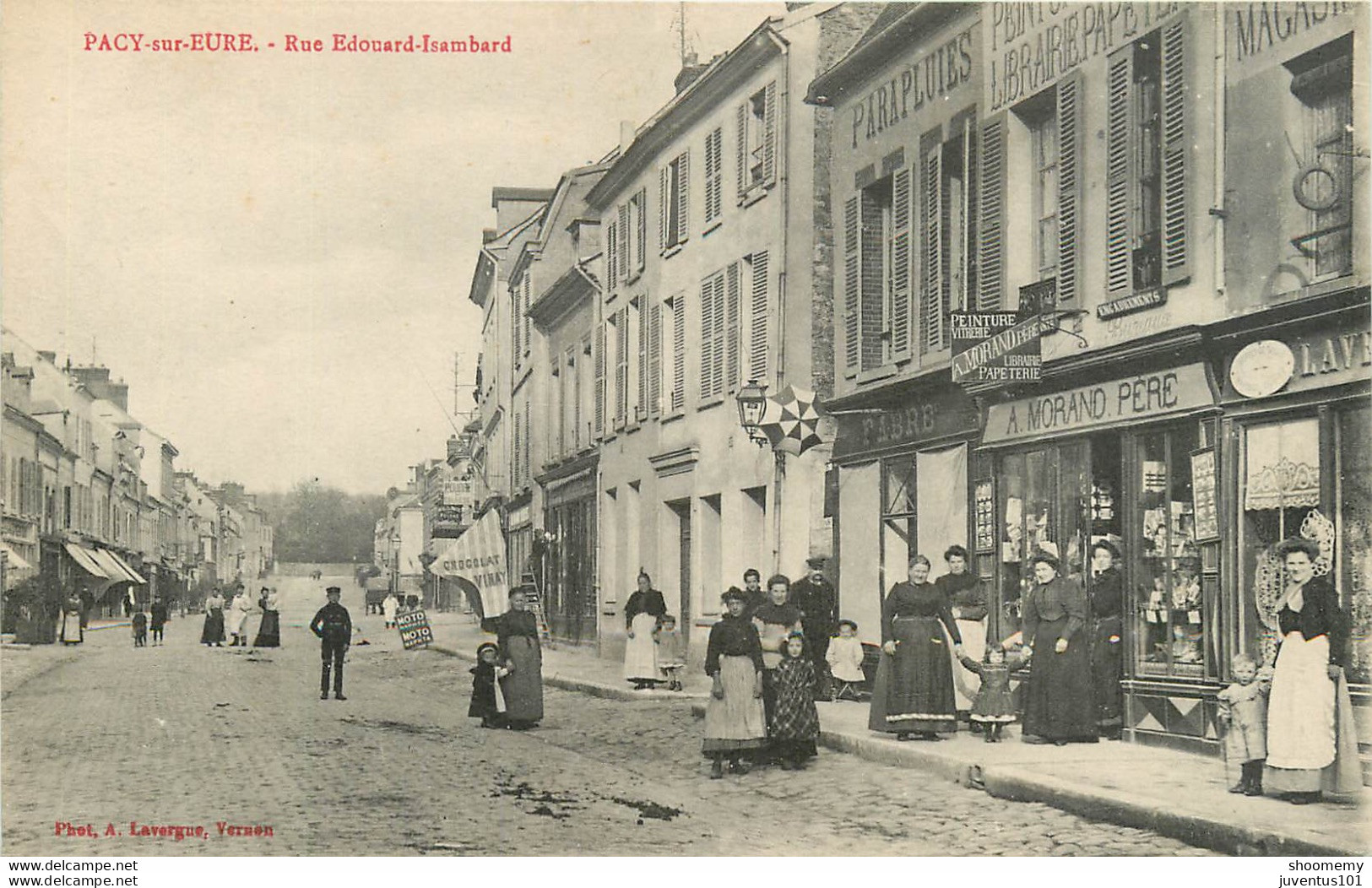CPA Pacy Sur Eure-Rue Edouard Isambard    L1085 - Pacy-sur-Eure