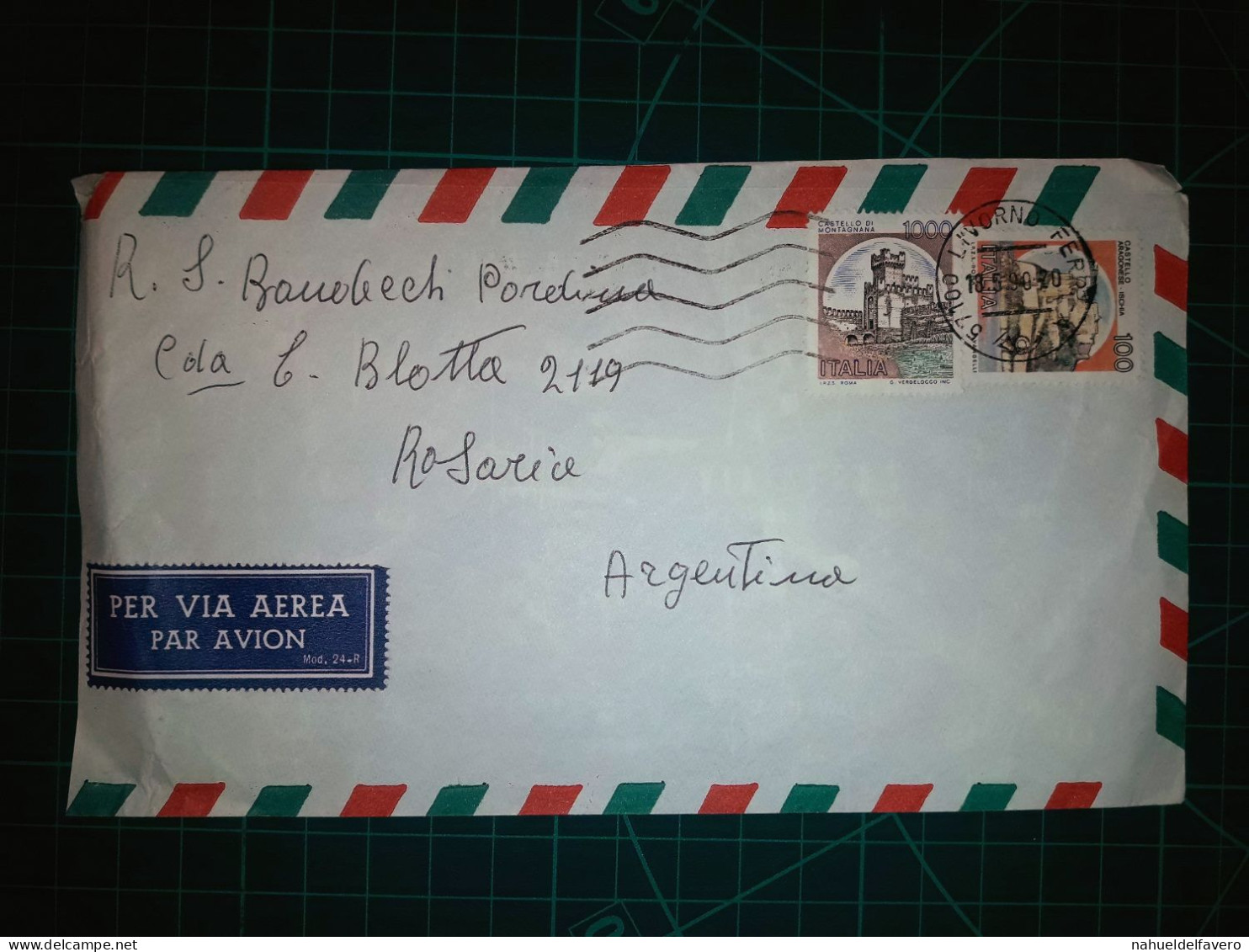 ITALIE, Enveloppe Aereo Circulée Par Avion Vers La République Argentine Avec Une Belle Variété De Timbres-poste (château - Posta Aerea