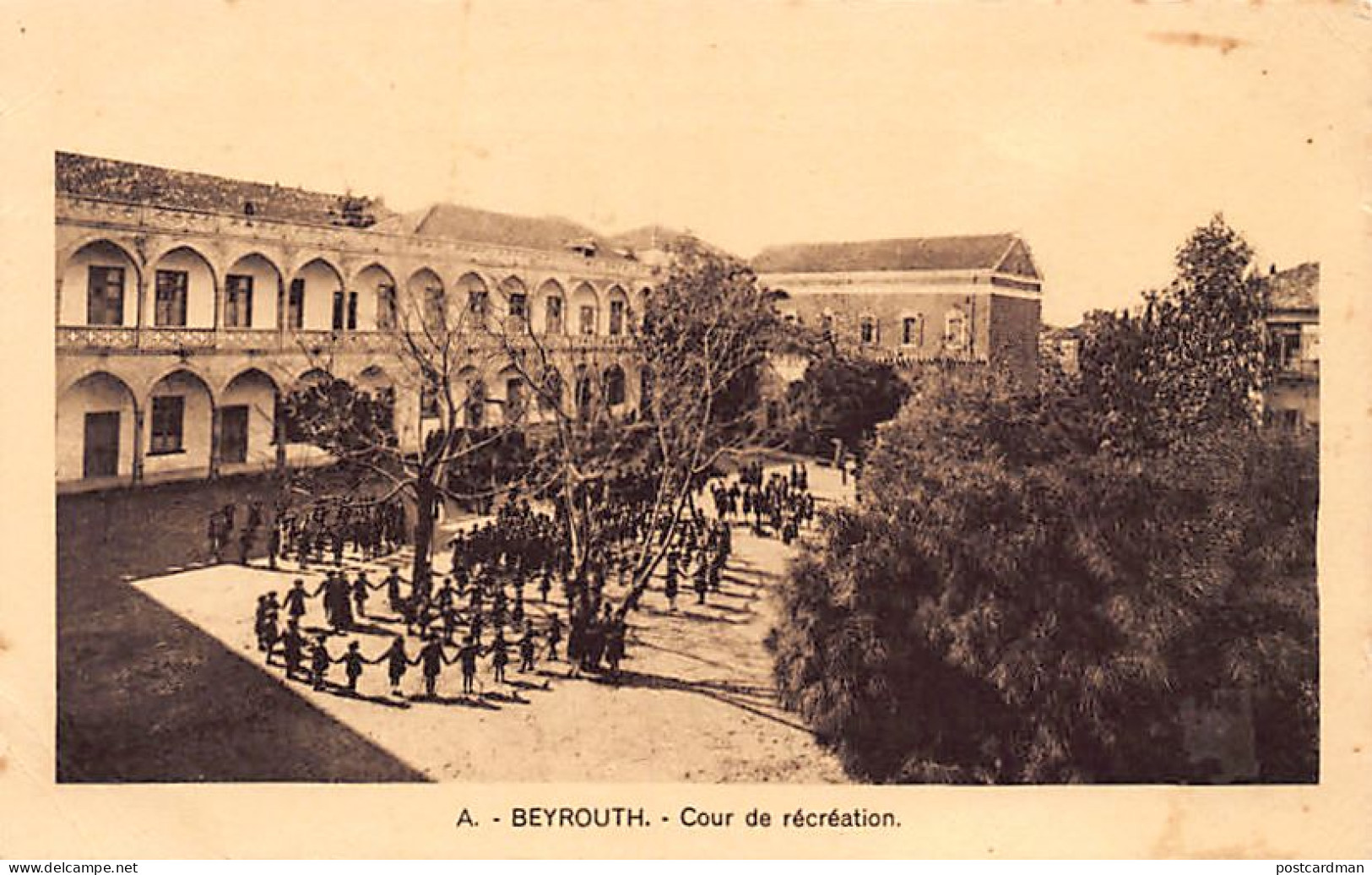 Liban - BEYROUTH - Cour Du Récréation De L'école Des Soeurs De Saint-Joseph De L'Apparition - Ed. Soeurs De Saint-Joseph - Libanon