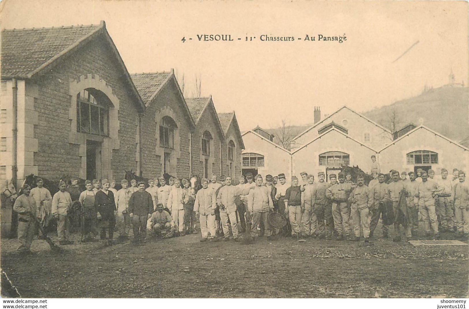 CPA Militaria-Vesoul-Chasseurs-Au Pansagé   L1261 - Vesoul