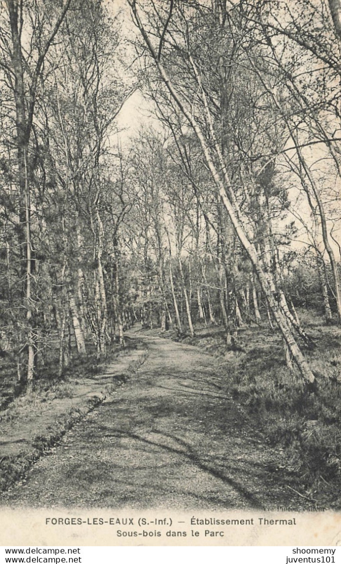 CPA Forges Les Eaux-Etablissement Thermal-Sous Bois Dans Le Parc      L2452 - Forges Les Eaux