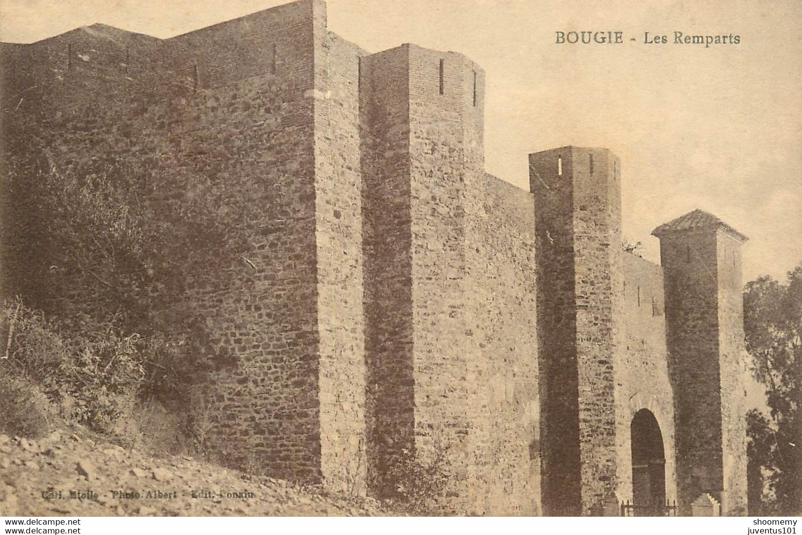 CPA Bougie-Les Remparts    L2028 - Bejaia (Bougie)