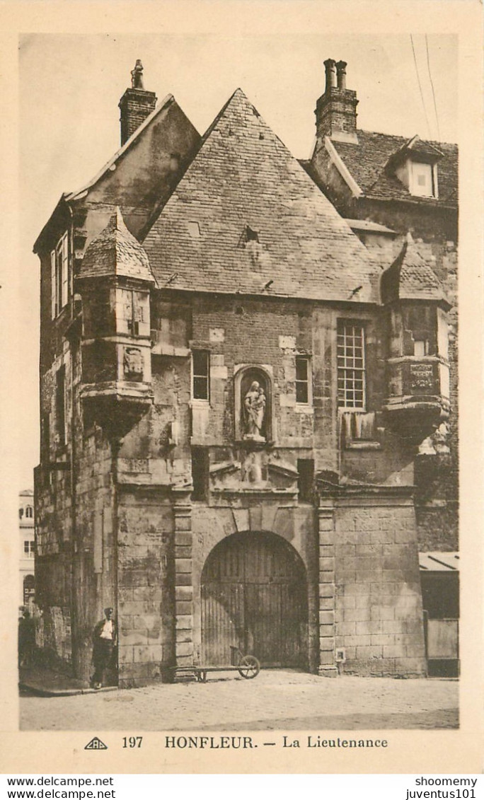 CPA Honfleur-La Lieutenance-197    L1623 - Honfleur