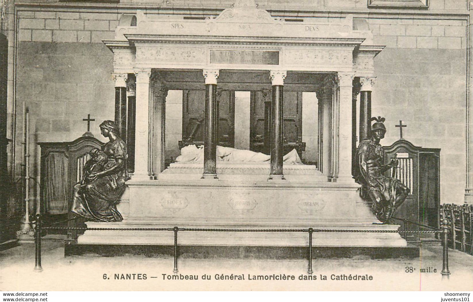 CPA Nantes-Tombeau Du Général Lamoricière Dans La Cathédrale     L1623 - Nantes
