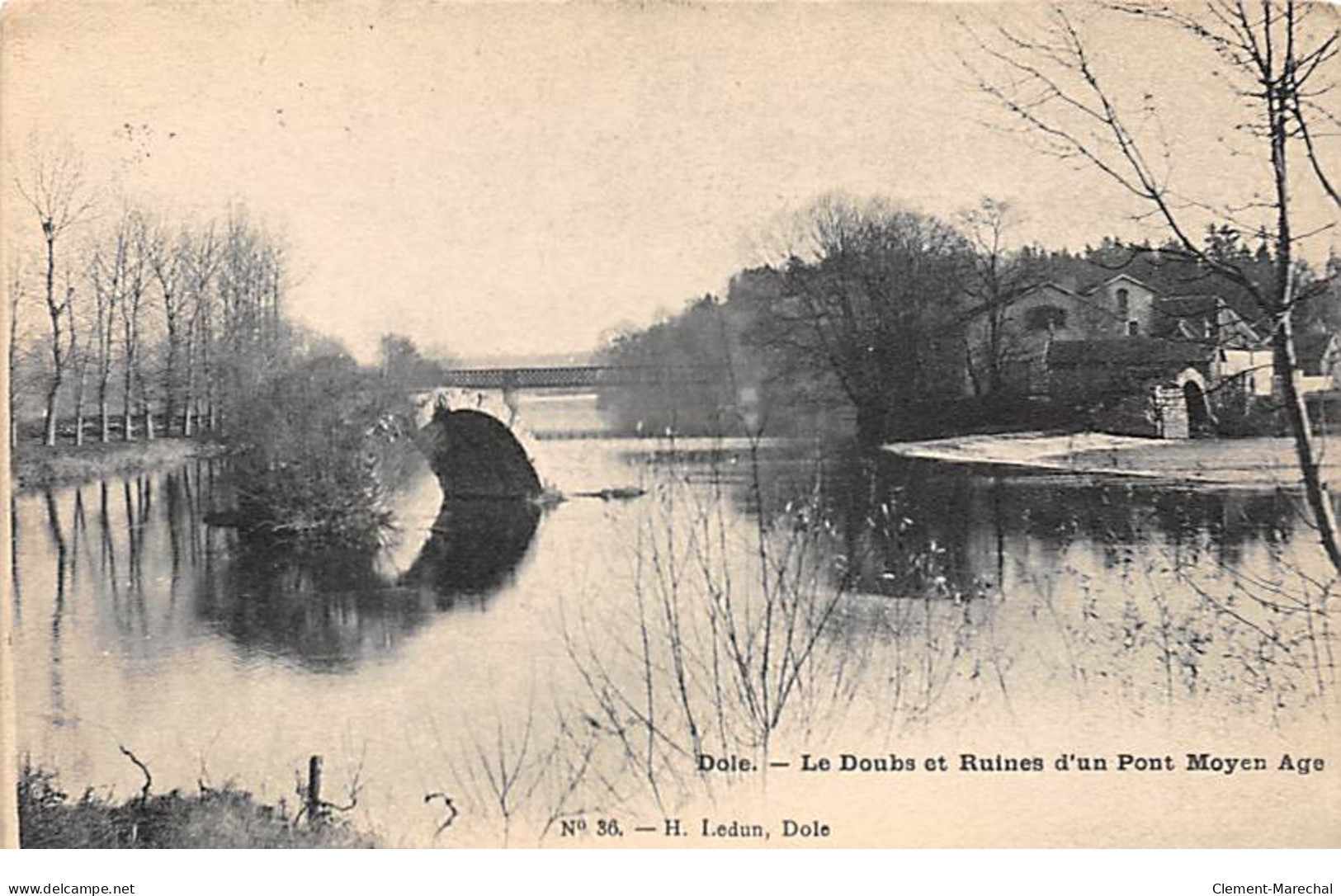 DOLE - Le Doubs Et Ruines D'un Pont Moyen Age - Très Bon état - Dole