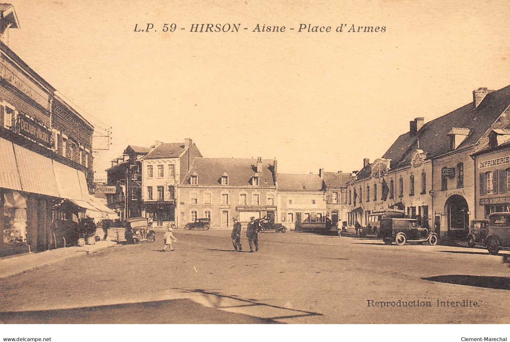 HIRSON - Place D'Armes - Très Bon état - Hirson