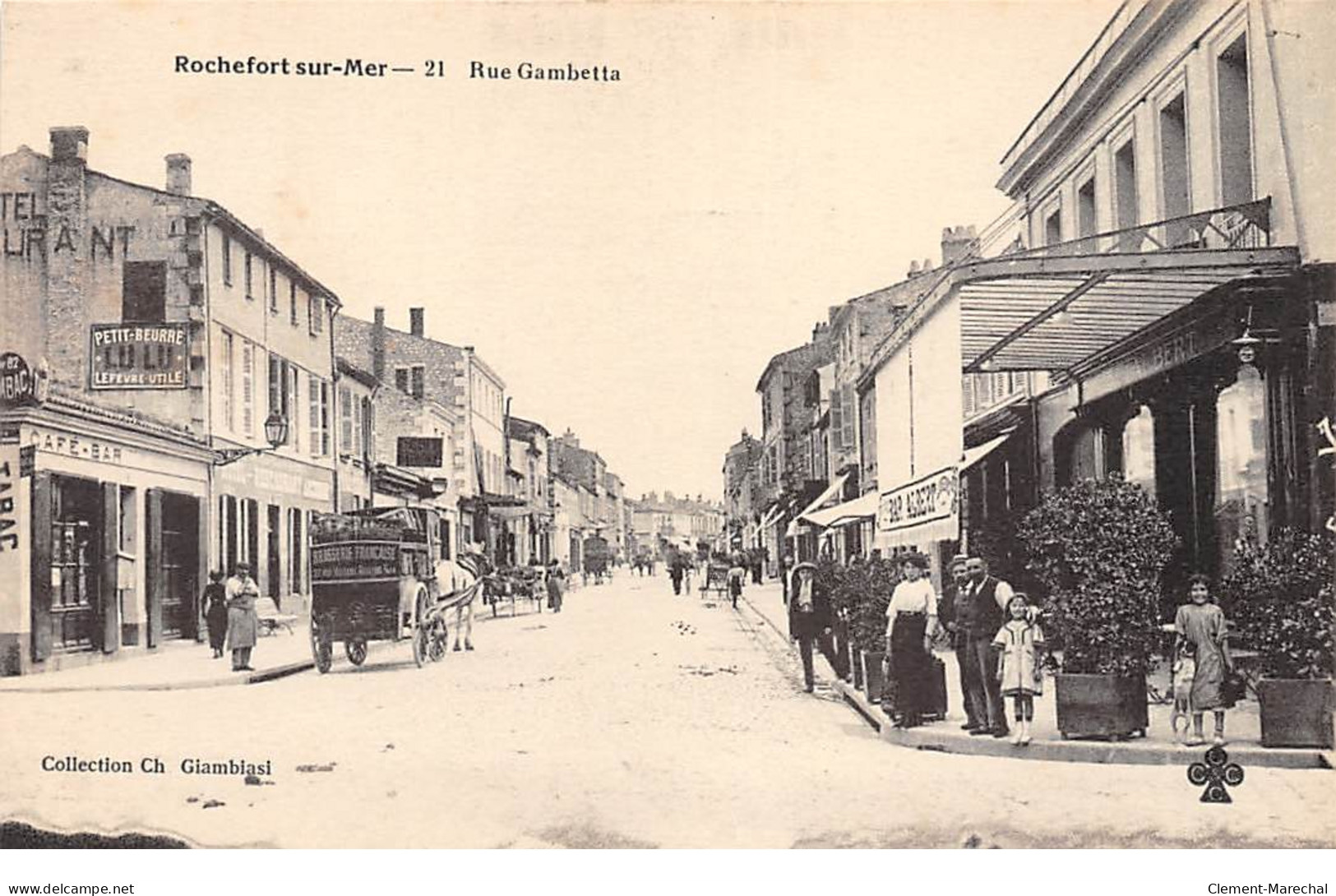 ROCHEFORT SUR MER - Rue Gambetta - Très Bon état - Rochefort