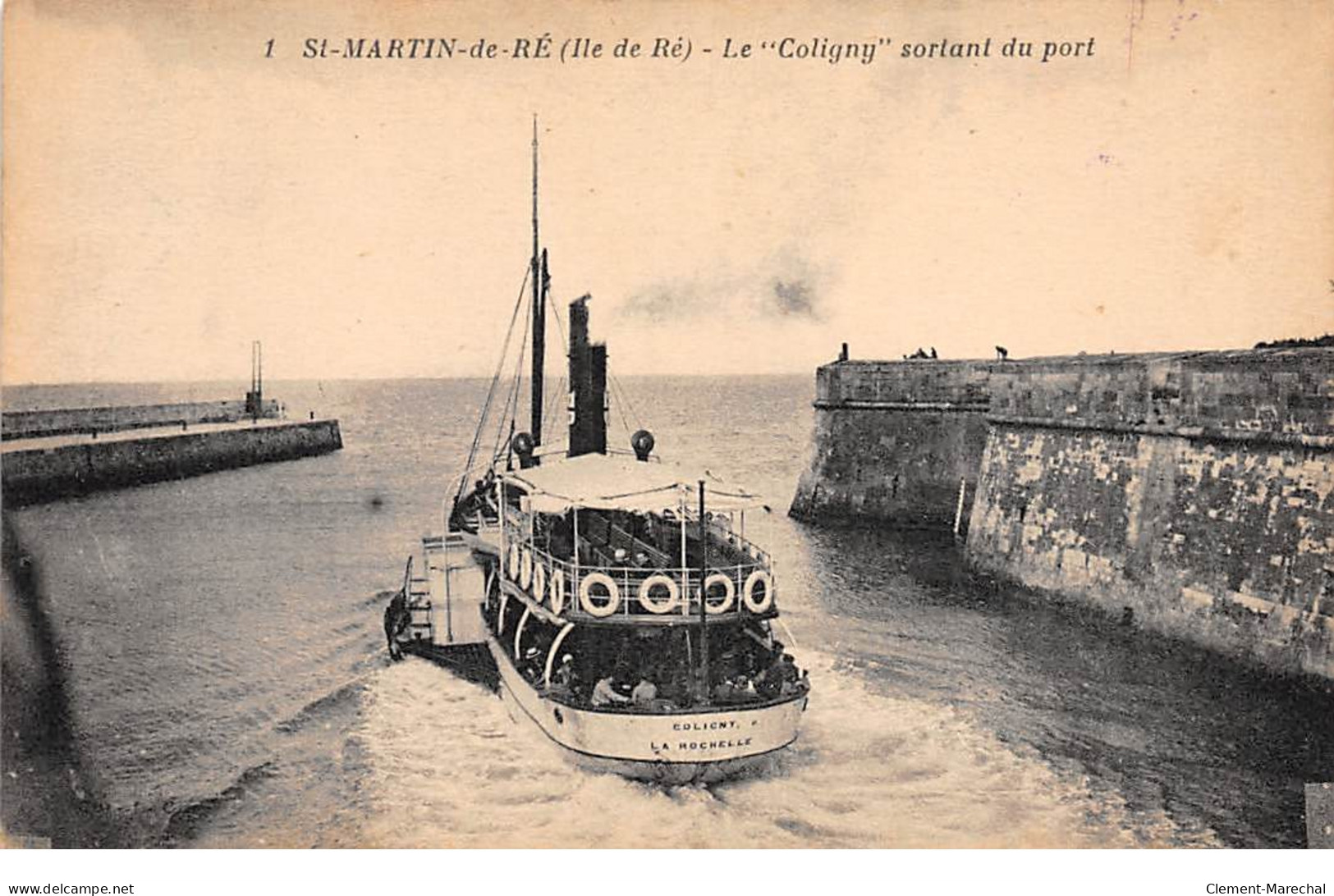 SAINT MARTIN DE RE - Le " Coligny " Sortant Du Port - Très Bon état - Saint-Martin-de-Ré