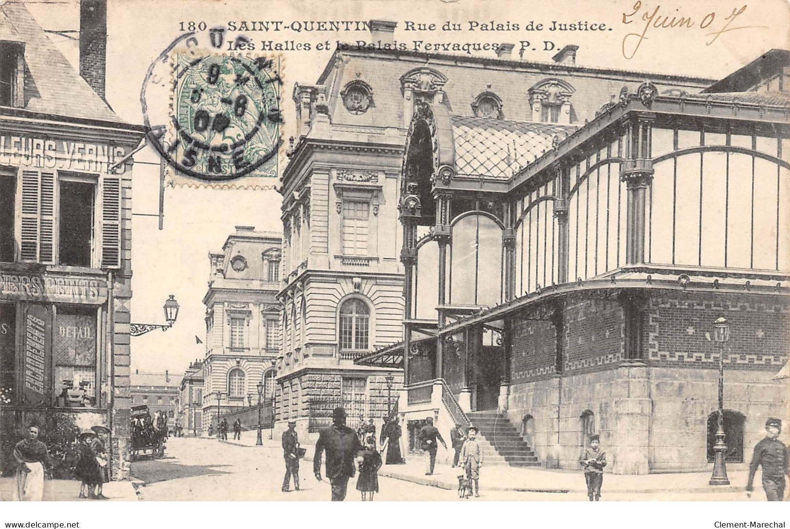 SAINT QUENTIN - Rue Du Palais De Justice - Les Halles Et Le Palais Fervaques - Très Bon état - Saint Quentin