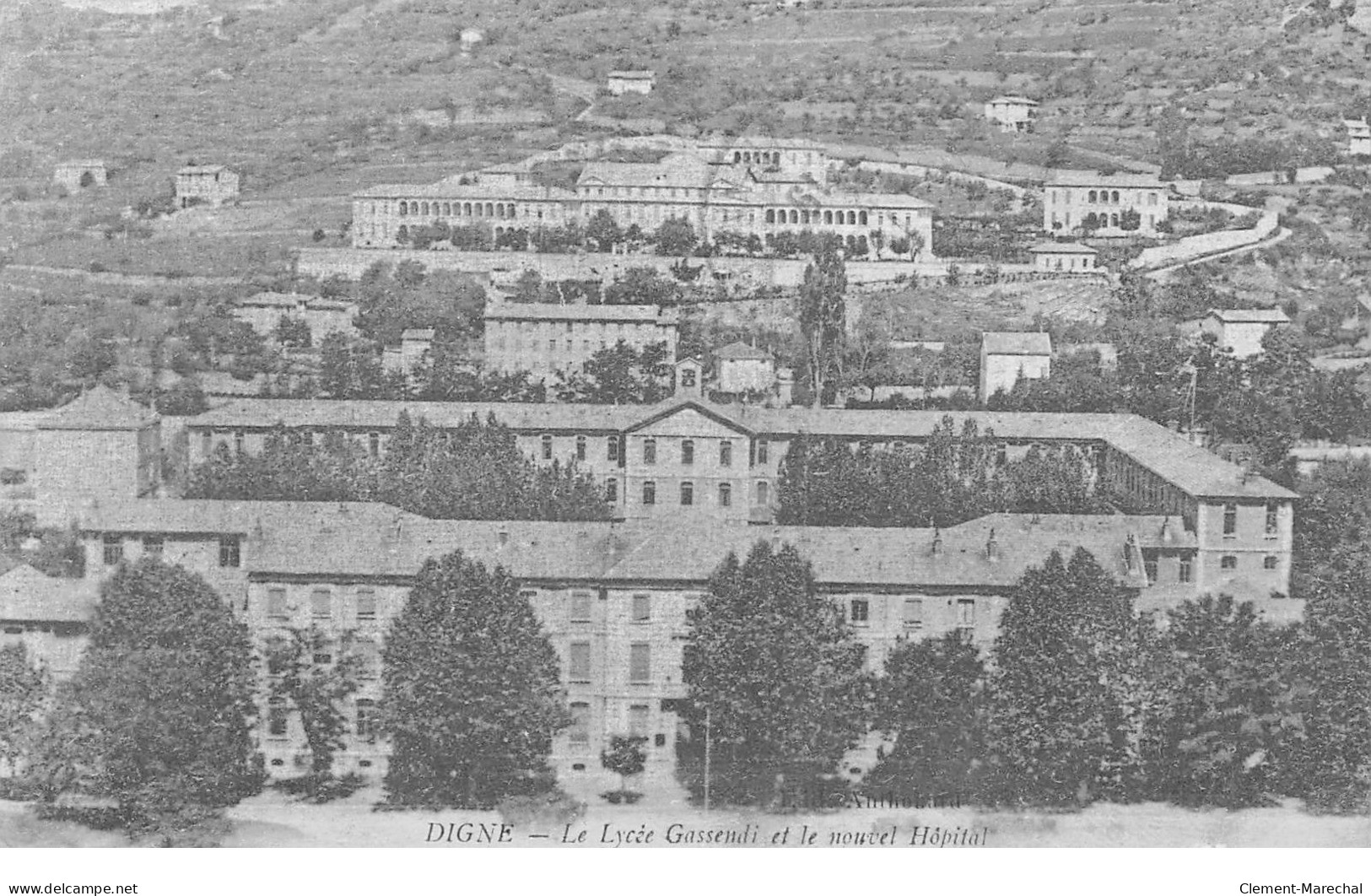 DIGNE - Le Lycée Gassendi Et Le Nouvel Hôpital - Très Bon état - Digne