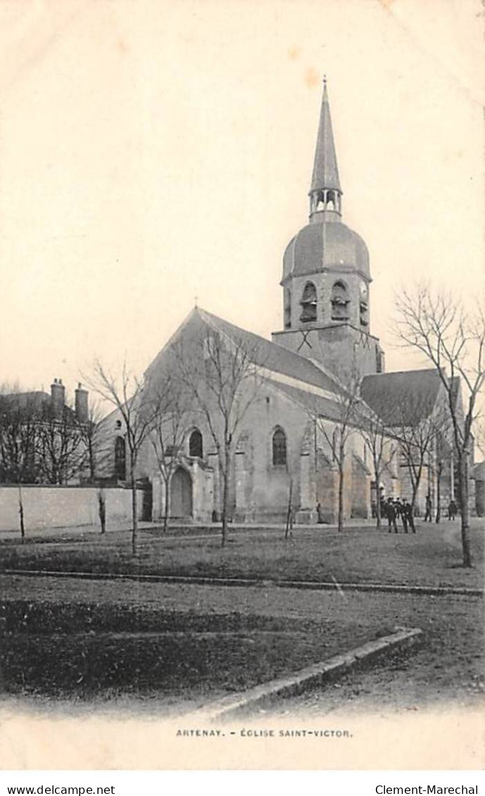 ARTENAY - Eglise Saint Victor - Très Bon état - Artenay