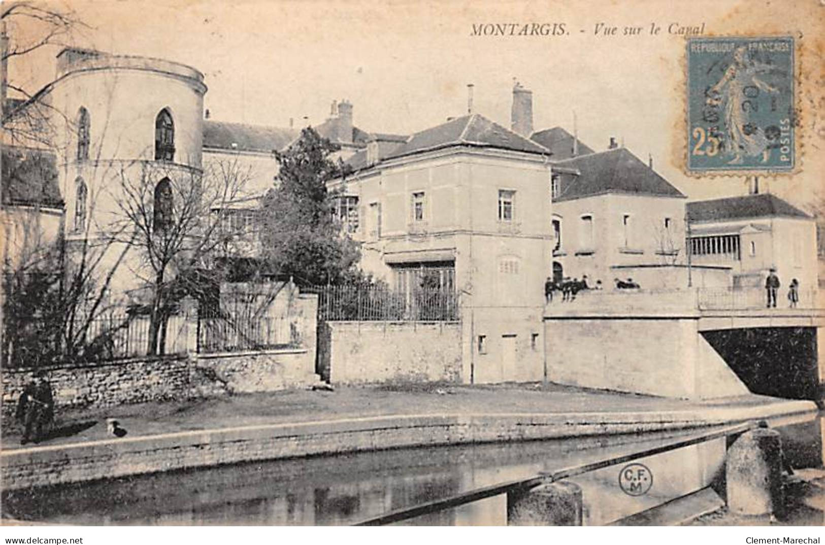 MONTARGIS - Vue Sur Le Canal - Très Bon état - Montargis