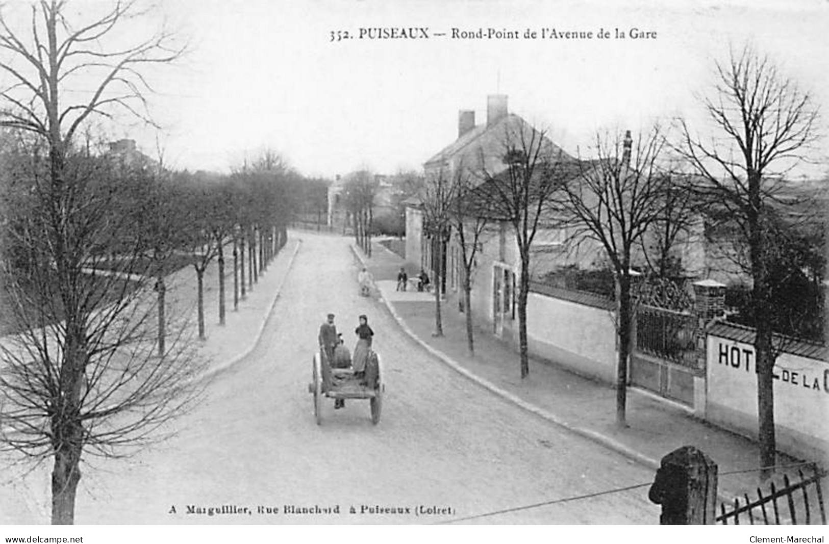 PUISEAUX - Rond Point De L'Avenue De La Gare - Très Bon état - Puiseaux