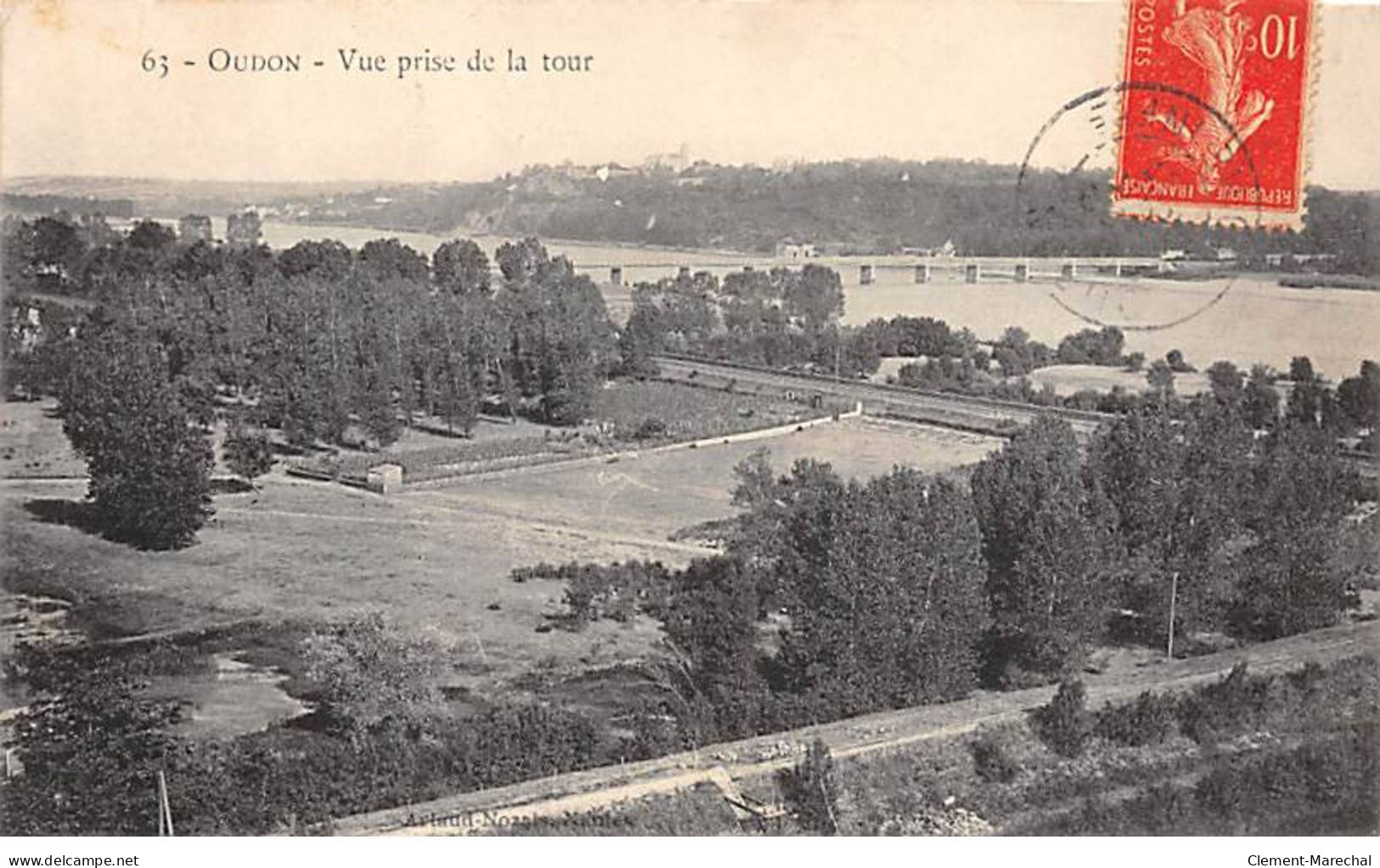 OUDON - Vue Prise De La Tour - Très Bon état - Oudon