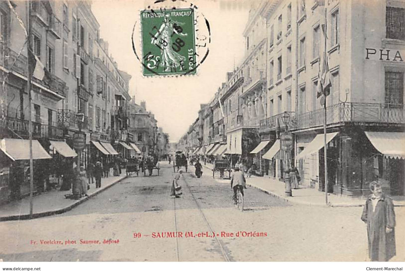 SAUMUR - Rue D'Orléans - Très Bon état - Saumur