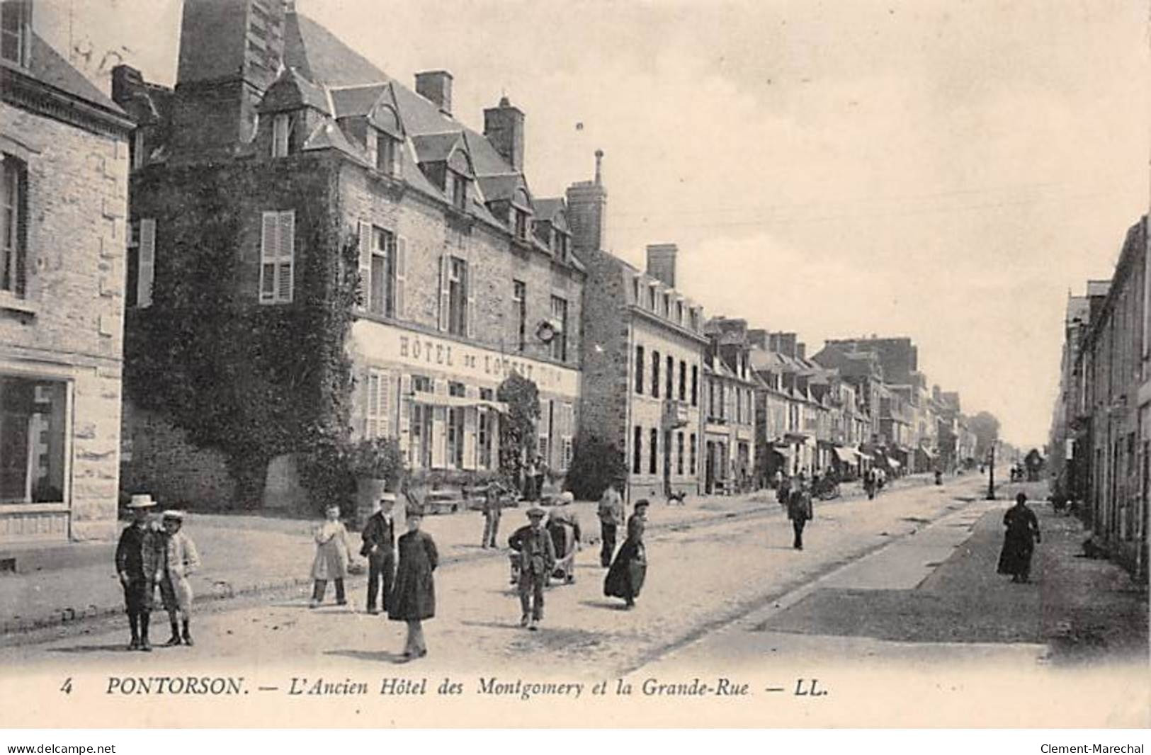 PONTORSON - L'Ancien Hôtel Des Montgomery Et La Grande Rue - Très Bon état - Pontorson