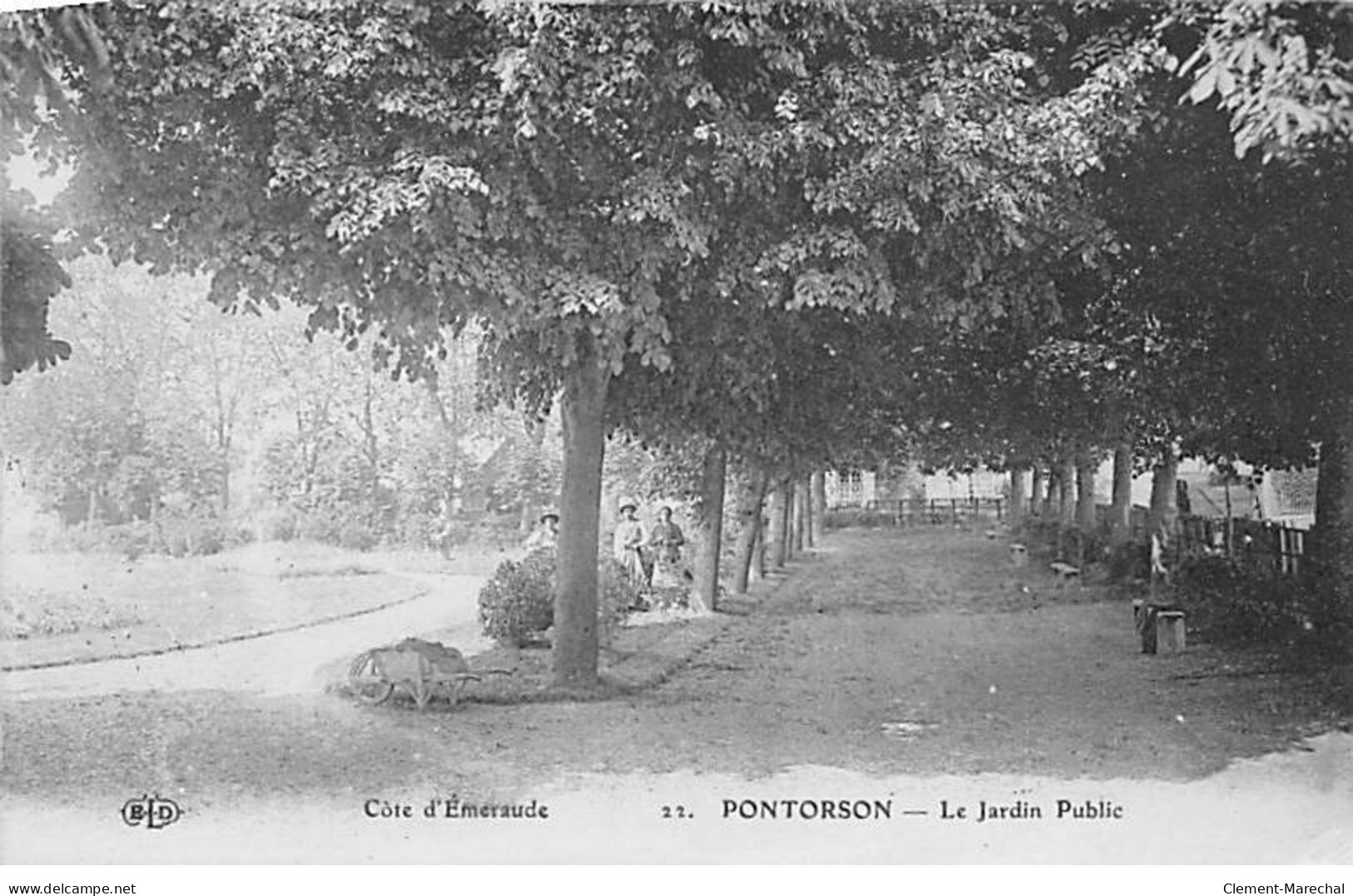 PONTORSON - Le Jardin Public - Très Bon état - Pontorson