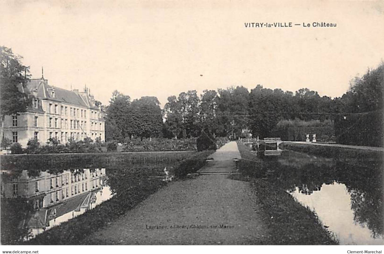 VITRY LA VILLE - Le Château - Très Bon état - Vitry-la-Ville