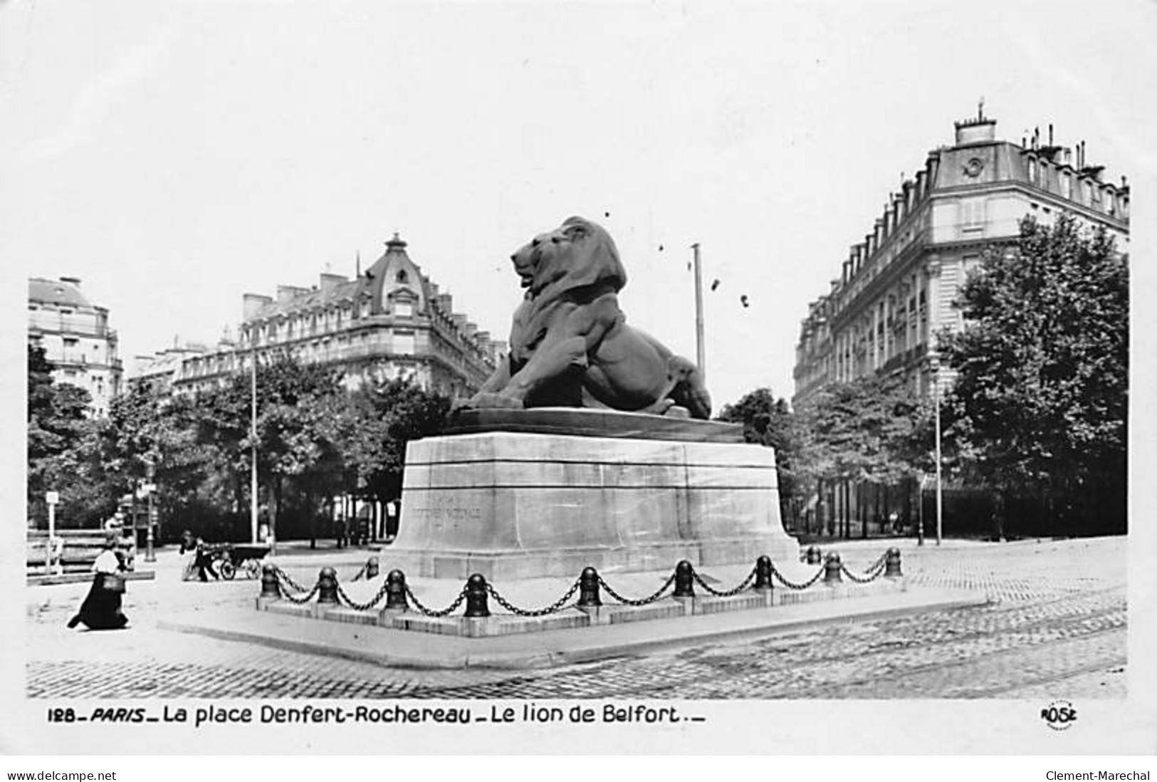 PARIS - La Place Denfert Rochereau - Le Lion De Belfort - Très Bon état - Paris (14)