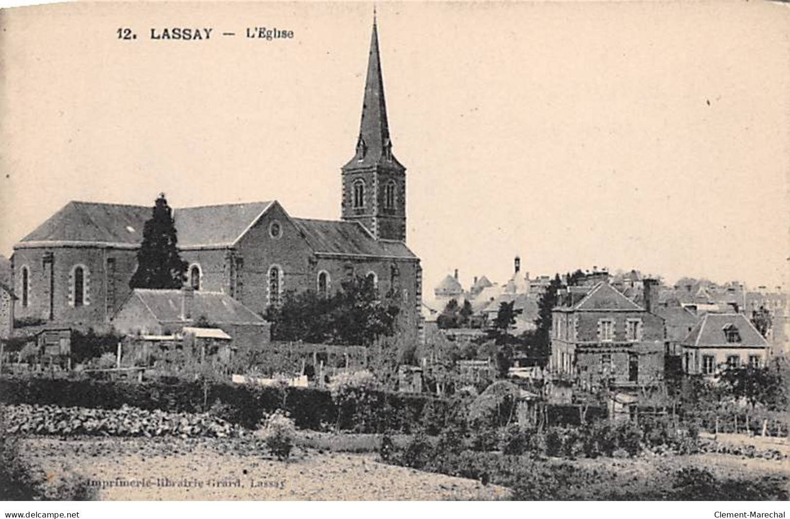 LASSAY - L'Eglise - Très Bon état - Lassay Les Chateaux