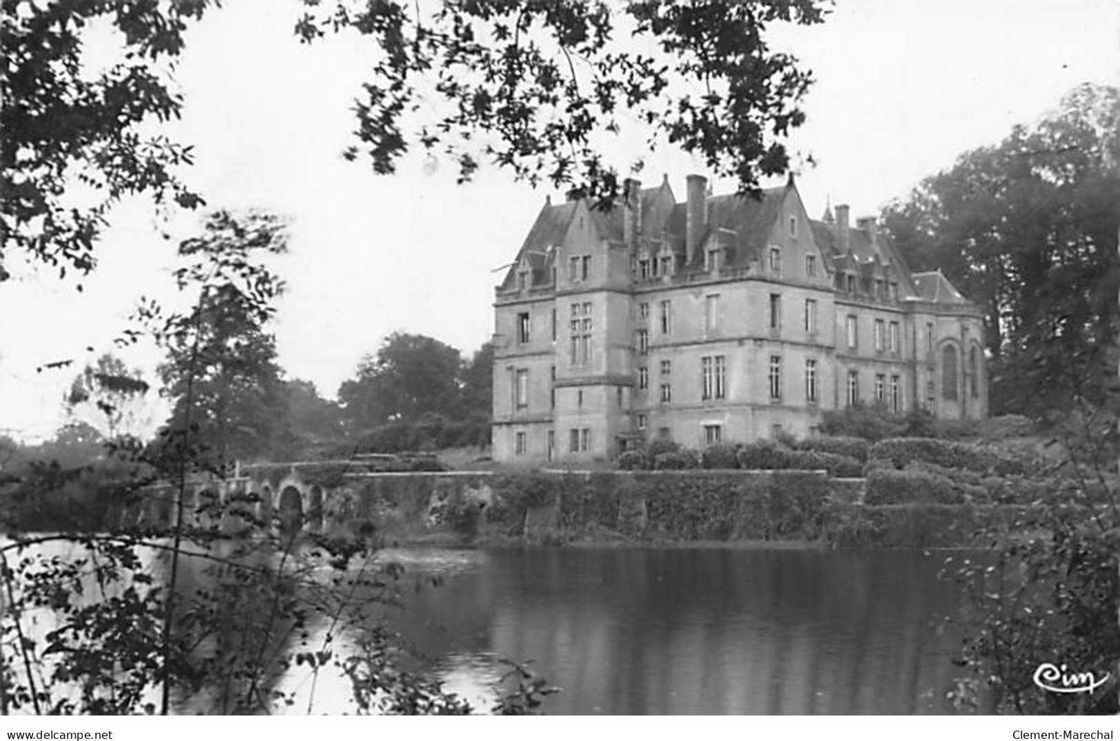 Environs De BOURGNEUF - Château De LAUNAY VILLIERS - Très Bon état - Other & Unclassified