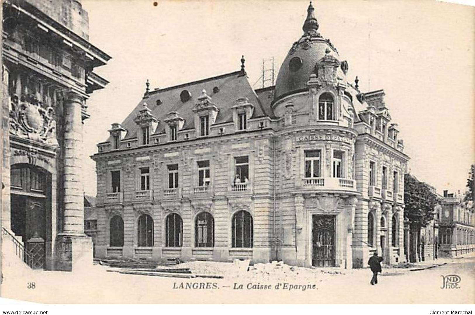 LANGRES - La Caisse D'Epargne - Très Bon état - Langres