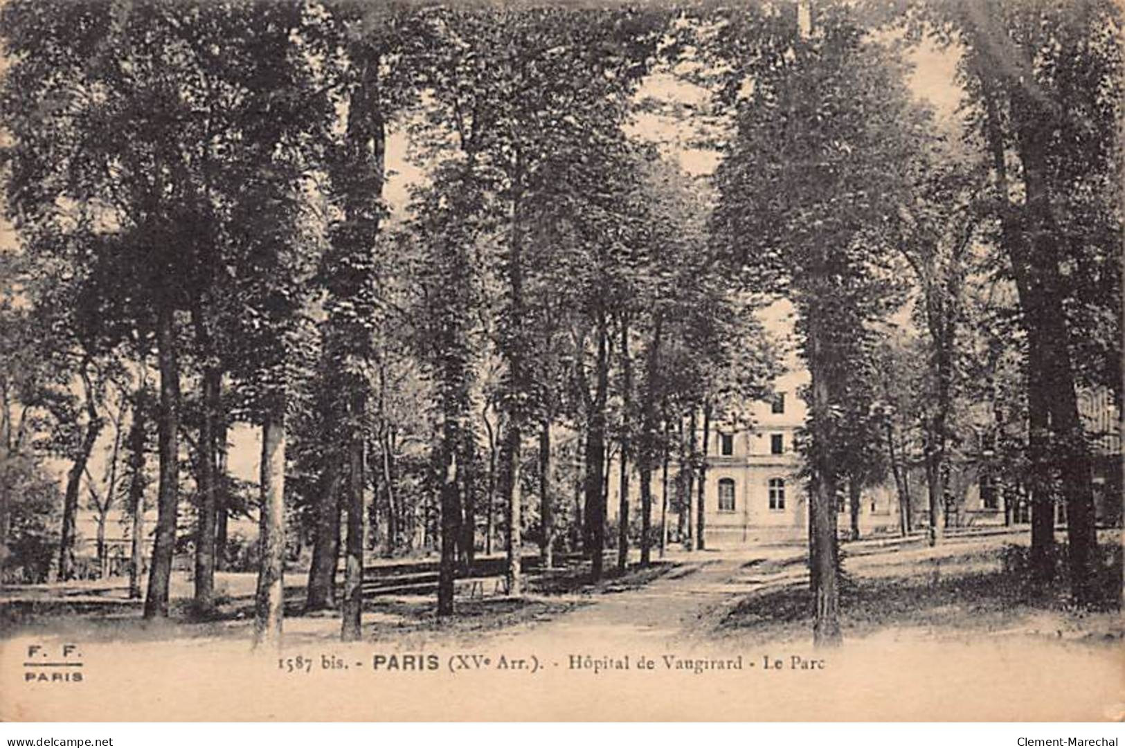 PARIS - Hôpital De Vaugirard - Le Parc - Très Bon état - District 15