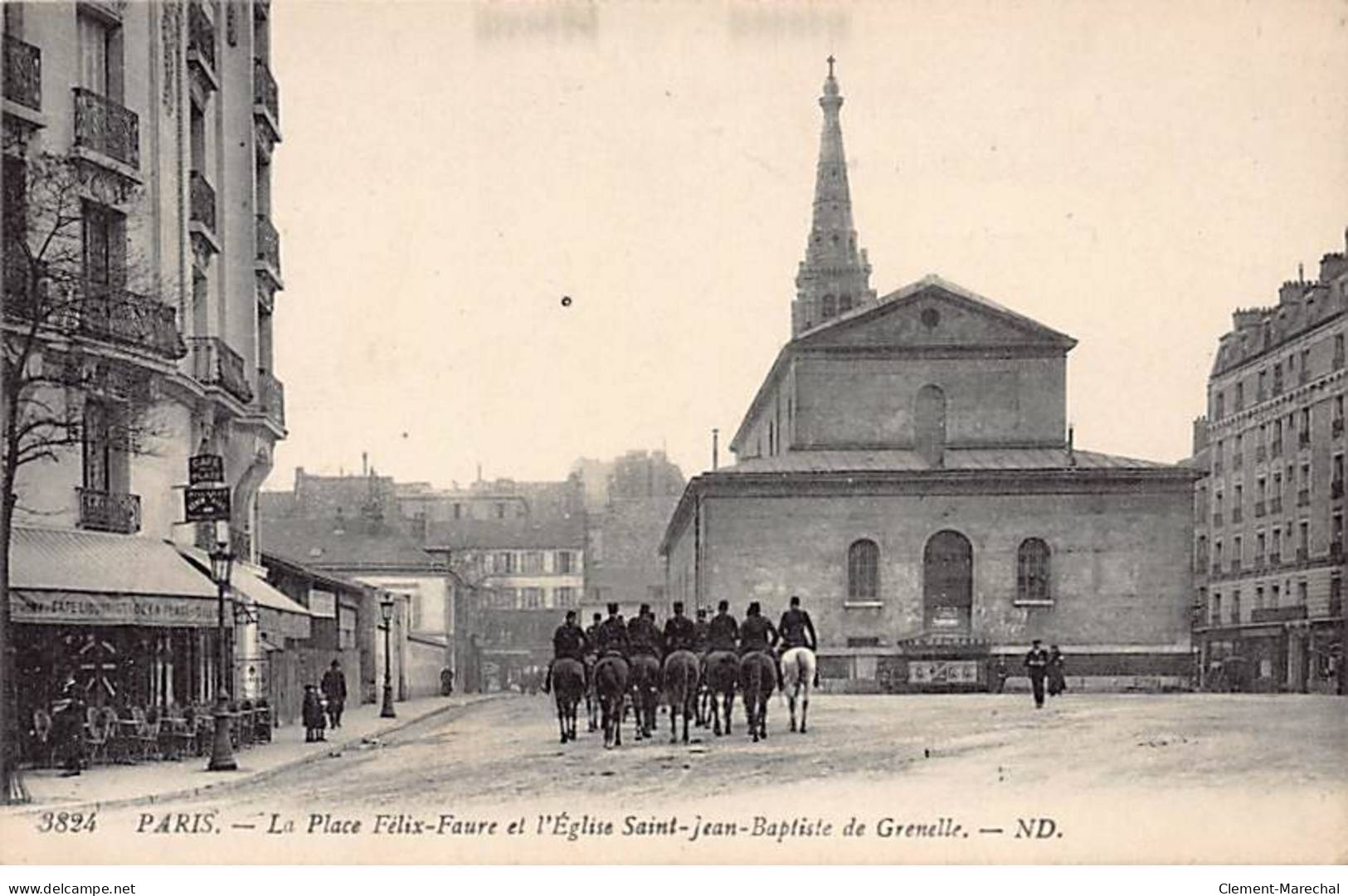 PARIS - La Place Félix Faure Et L'Eglise Saint Jean Baptiste De Grenelle - Très Bon état - District 15