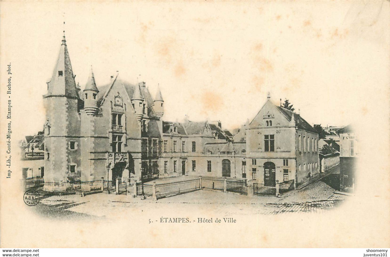CPA Etampes-Hôtel De Ville     L1609 - Etampes