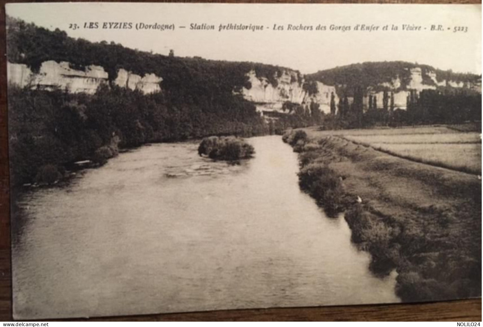 Cpa 24, Dordogne, Les Eyzies, Station Préhistorique Les Rochers Des Gorges D'Enfer, éd Bloc Frères, Non écrite - Les Eyzies