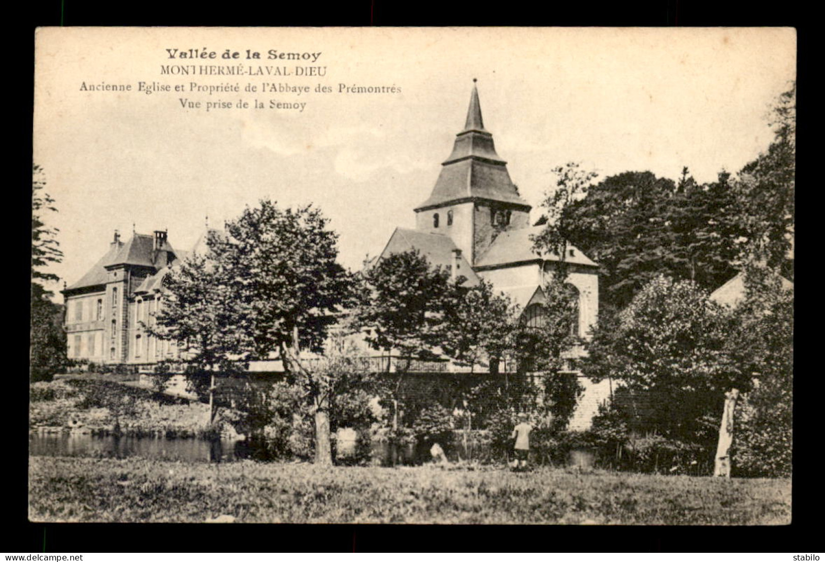 08 - MONTHERME-LAVAL-DIEU - ANCIENNE EGLISE ET PROPRIETE DE L'ABBAYE DES PREMONTRES - Montherme