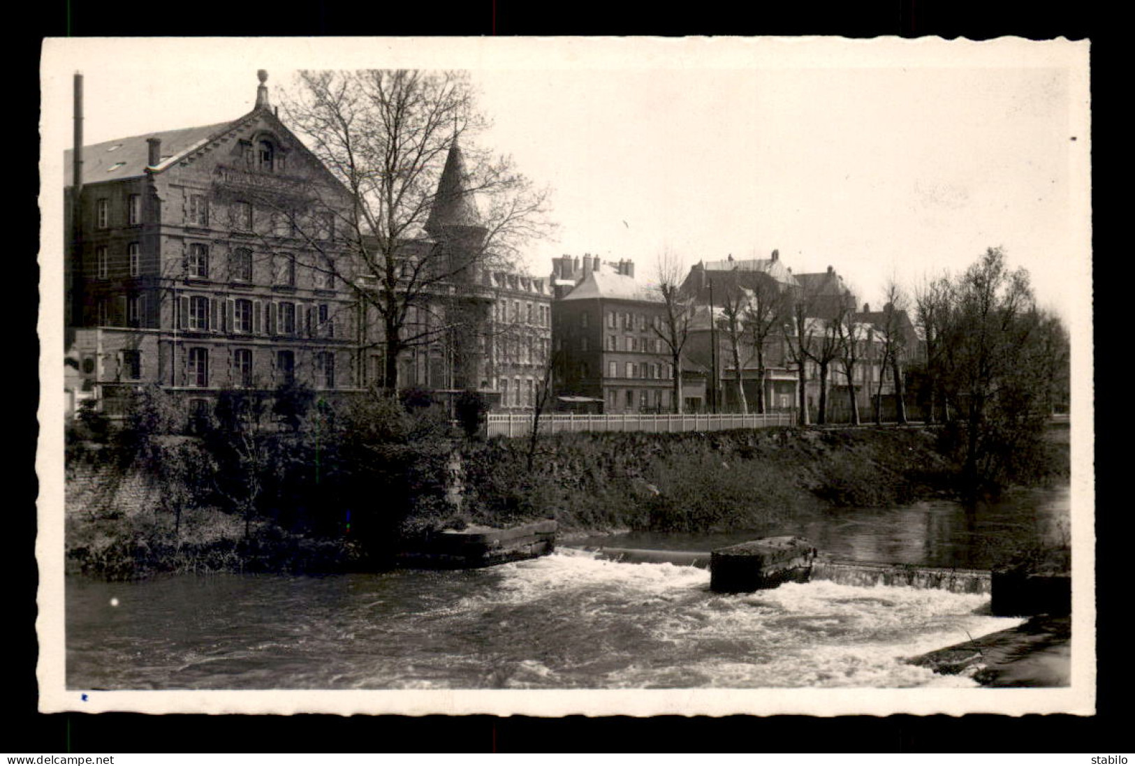 08 - SEDAN - LA CORNE DE SOISSONS - Sedan