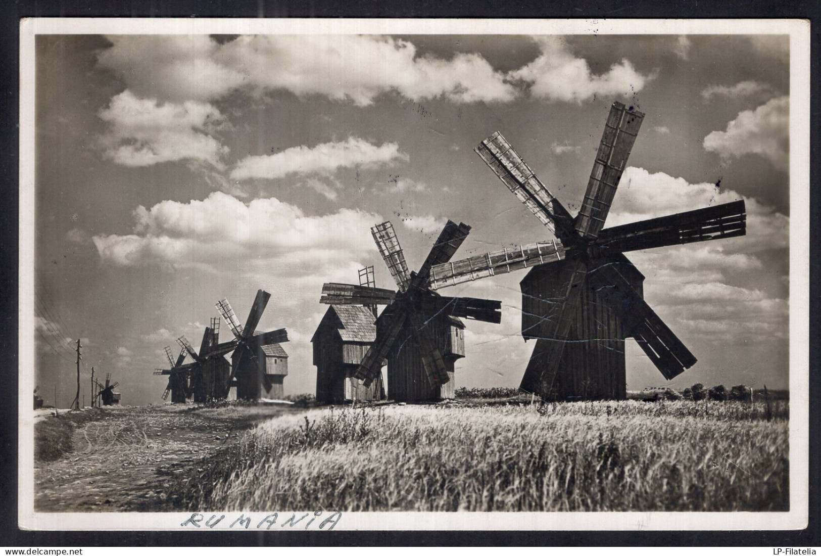 Roumanie - Circa 1940 - Windmills In Bessarabia - Windmills