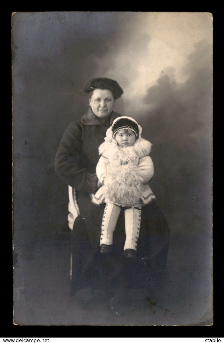 CARTE PHOTO - FEMME ET BEBE - PHOTOGRAPHE GUILLEMINOT BOESPFLUG ET CIE PARIS - Fotografia