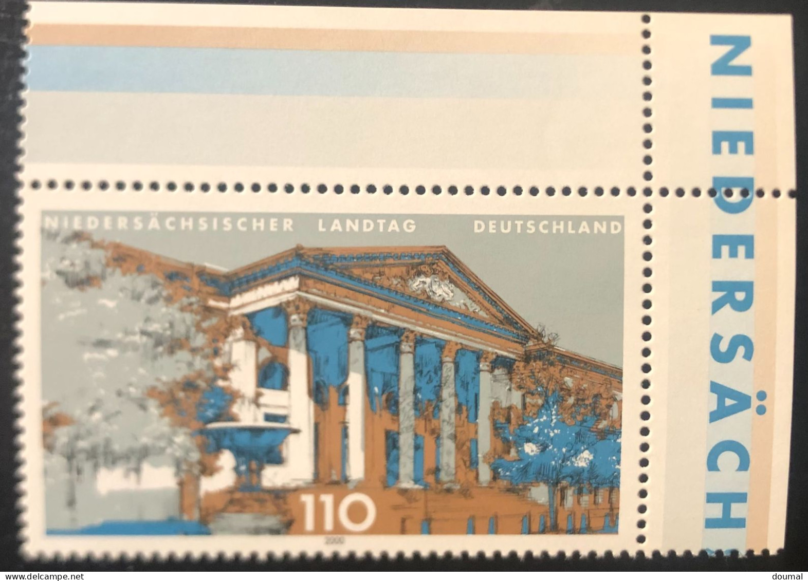 GERMANY 2000 - Scott# 2072-3 Scenic Regions Set Of 2 NH And 2000 State Parliaments – Düsseldorf And WEST GERMANY MNH STA - Neufs