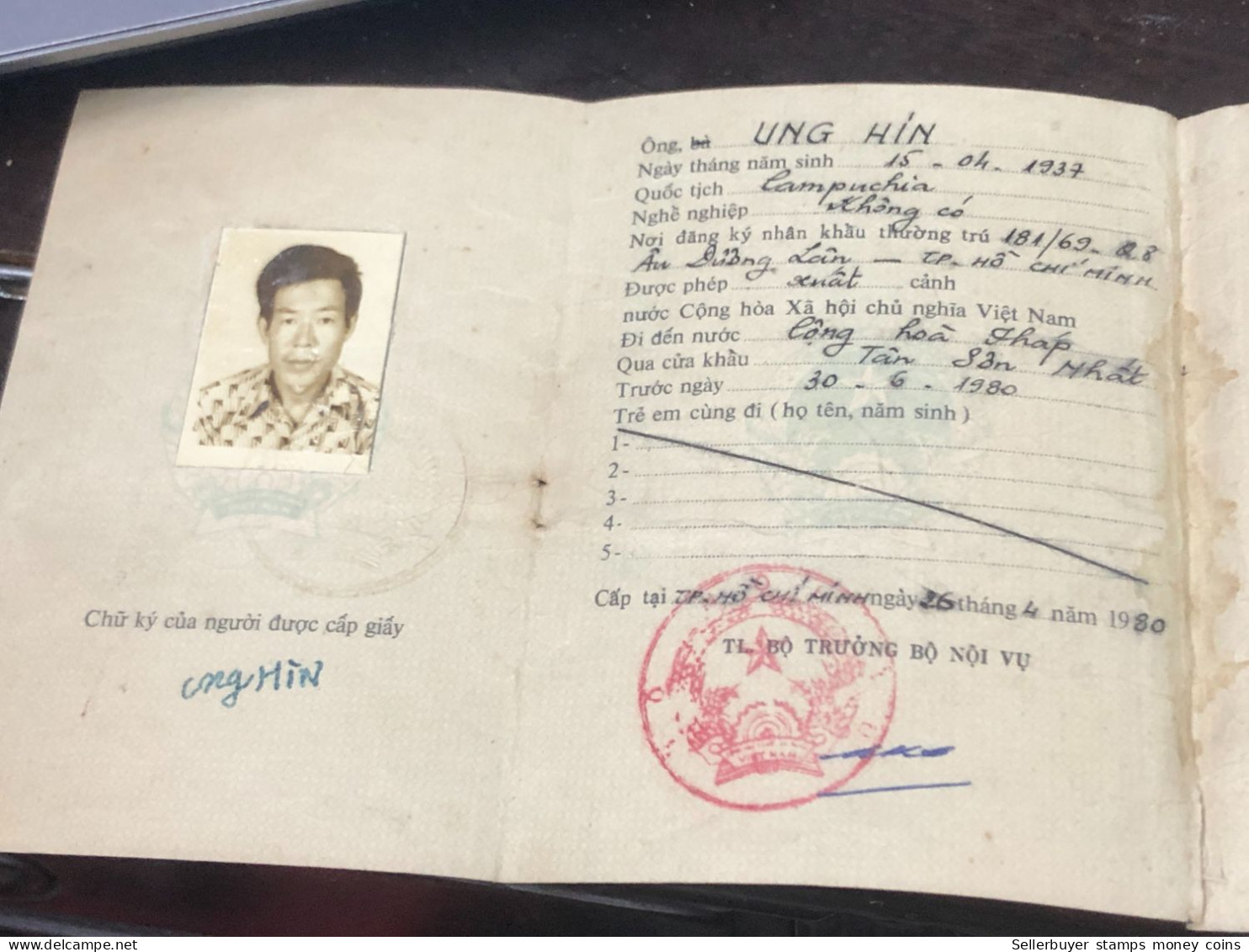 VIET NAM -OLD-GIAY PHEP-ID PASSPORT-name-ung Hin-1980-1pcs Book - Sammlungen