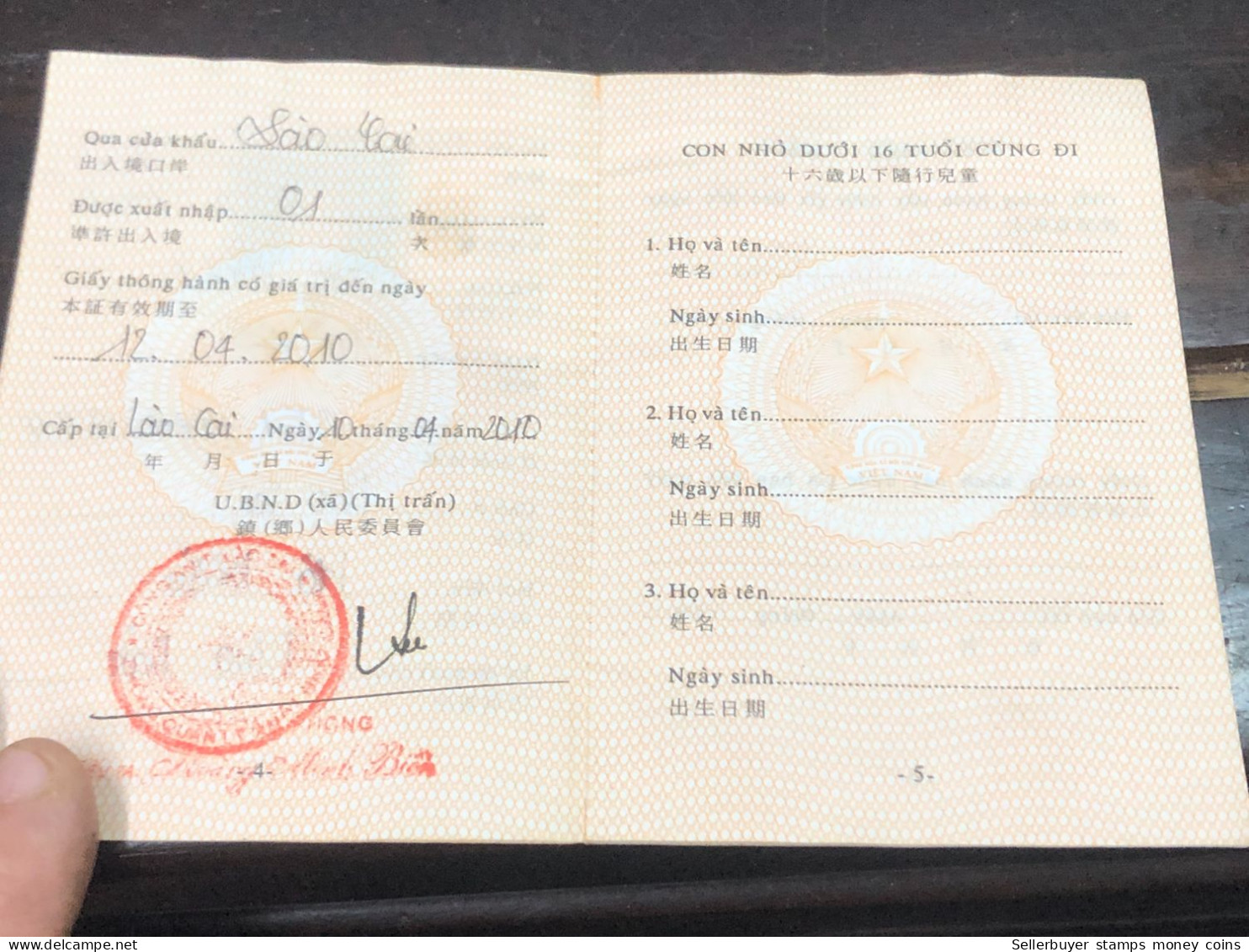 VIET NAM -OLD-GIAY THONG HANH-ID PASSPORT-name-NGO MINH TRI-2010-1pcs Book - Collections