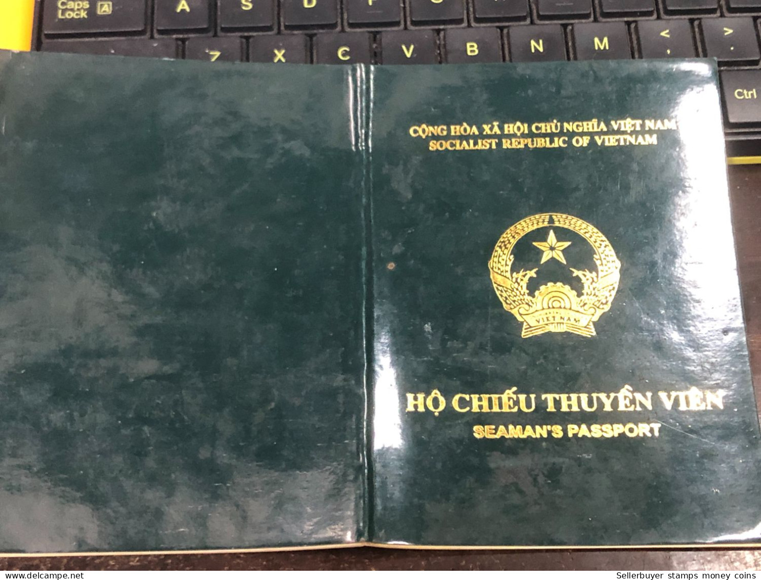 VIET NAM -OLD-HO CHIEU TRUYEN VIEN-ID PASSPORT-name-NGUYEN BAO QUOC-2002-1pcs Book RARE - Sammlungen