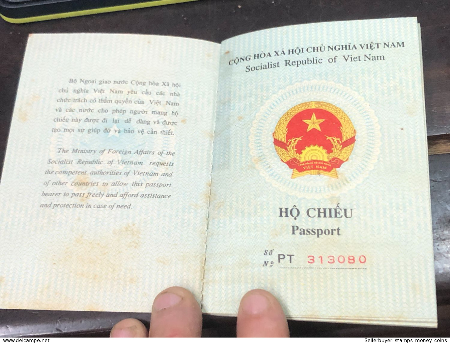 VIET NAM -OLD-ID PASSPORT-name-LE VAN NAM-2001-1pcs Book - Collections