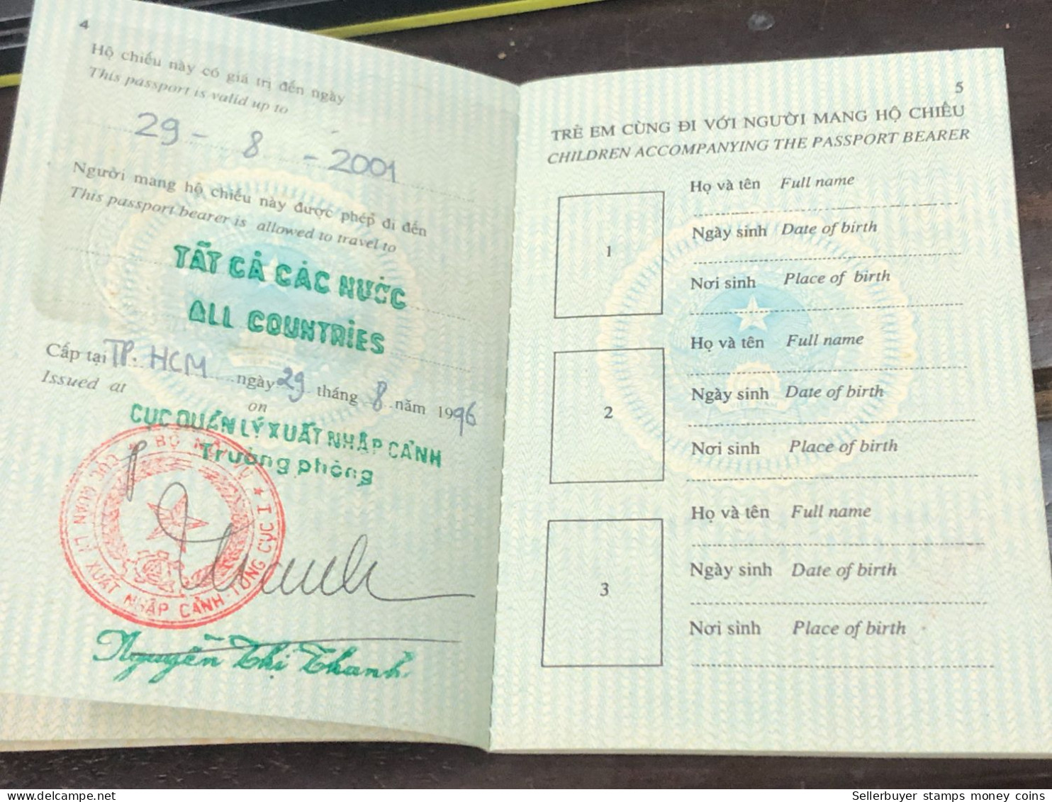 VIET NAM -OLD-ID PASSPORT-name-NGO QUAN HUNG-2001-1pcs Book - Collections