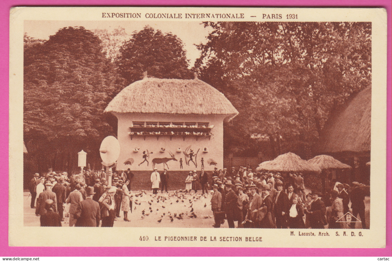 D75 - EXPOSITION COLONIALE INTERNATIONALE - PARIS 1931 - LE PIGEONNIER DE LA SECTION BELGE - Nombreuses Personnes - Exhibitions