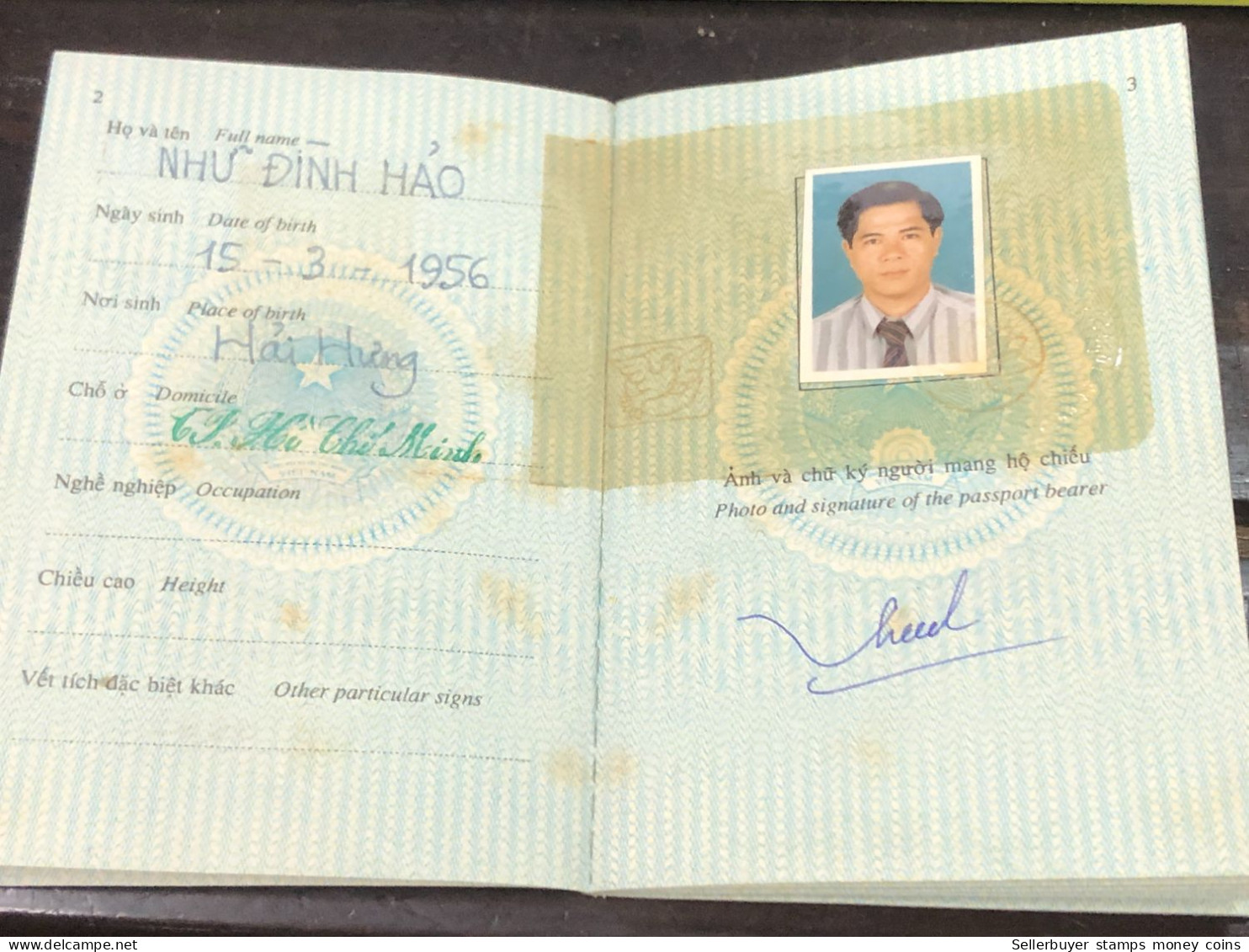 VIET NAM -OLD-ID PASSPORT-name-NHU DINH HAO-2001-1pcs Book - Collections