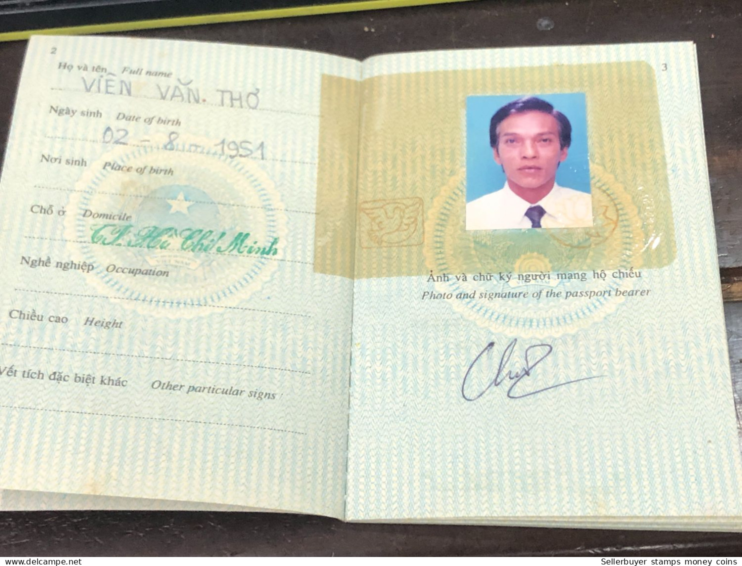 VIET NAM -OLD-ID PASSPORT-name-VIEN VAN THO-2001-1pcs Book - Sammlungen